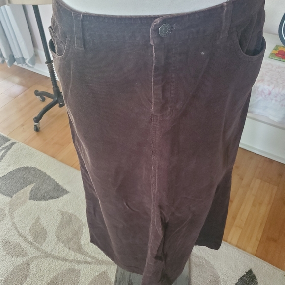 Long Brown Cord Skirt - Picture 3 of 6